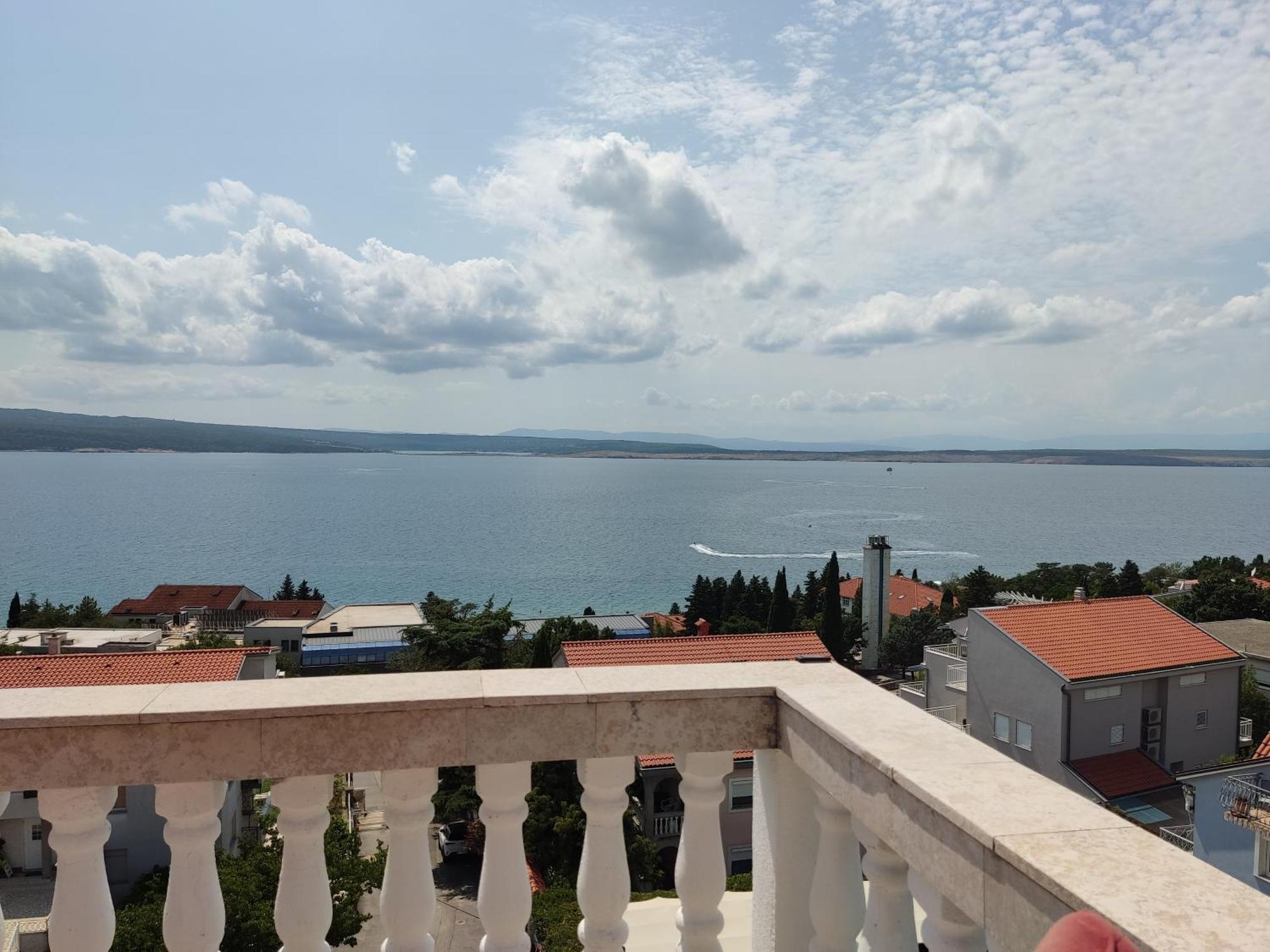 Panorama View Close Sandy Beach 100M To Talasoterapija, Crikvenica Exterior photo